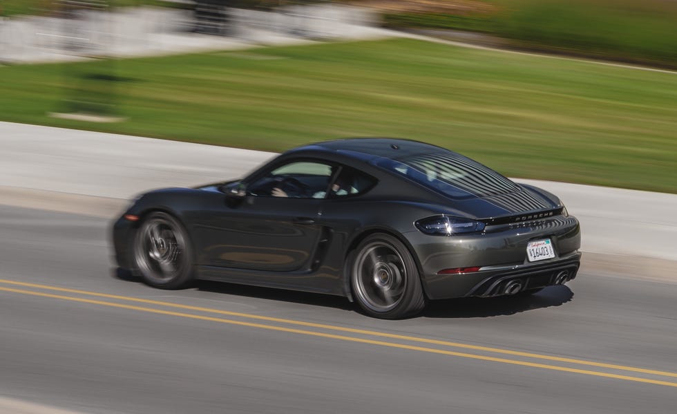 2023 porsche 718 cayman gts 40