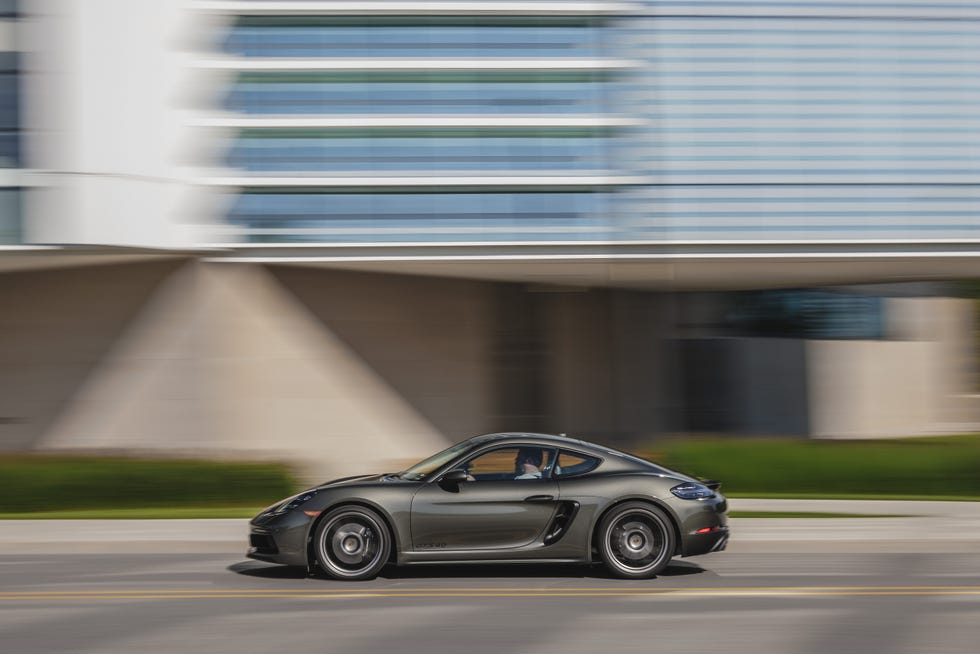 2024 porsche 718 cayman gts 40