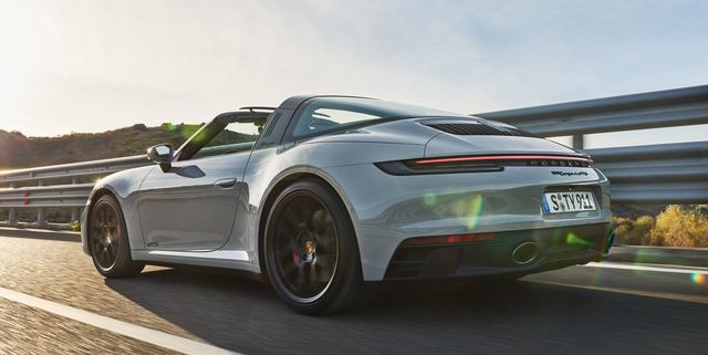 2022 Porsche 911 GTS Arrives with 473 Horsepower