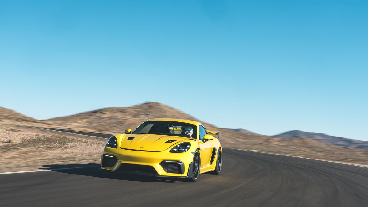 preview for 3 Lap Review: The Porsche GT4 RS Sounds Like a Hornet’s Nest