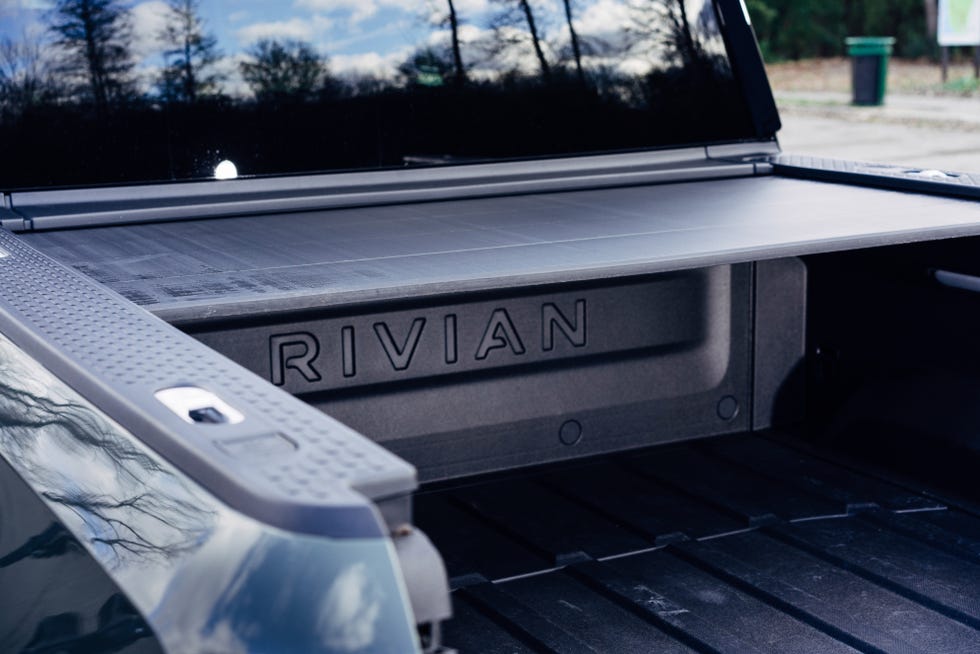 2022 Rivian R1T: Curiosities We Found in the Electric Pickup