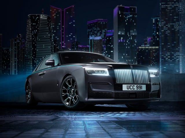 2022 rolls royce ghost black badge front exterior