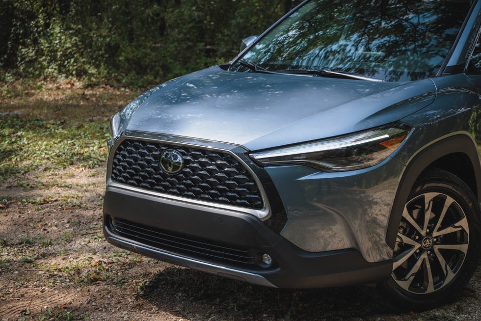 2022 toyota corolla cross xle awd