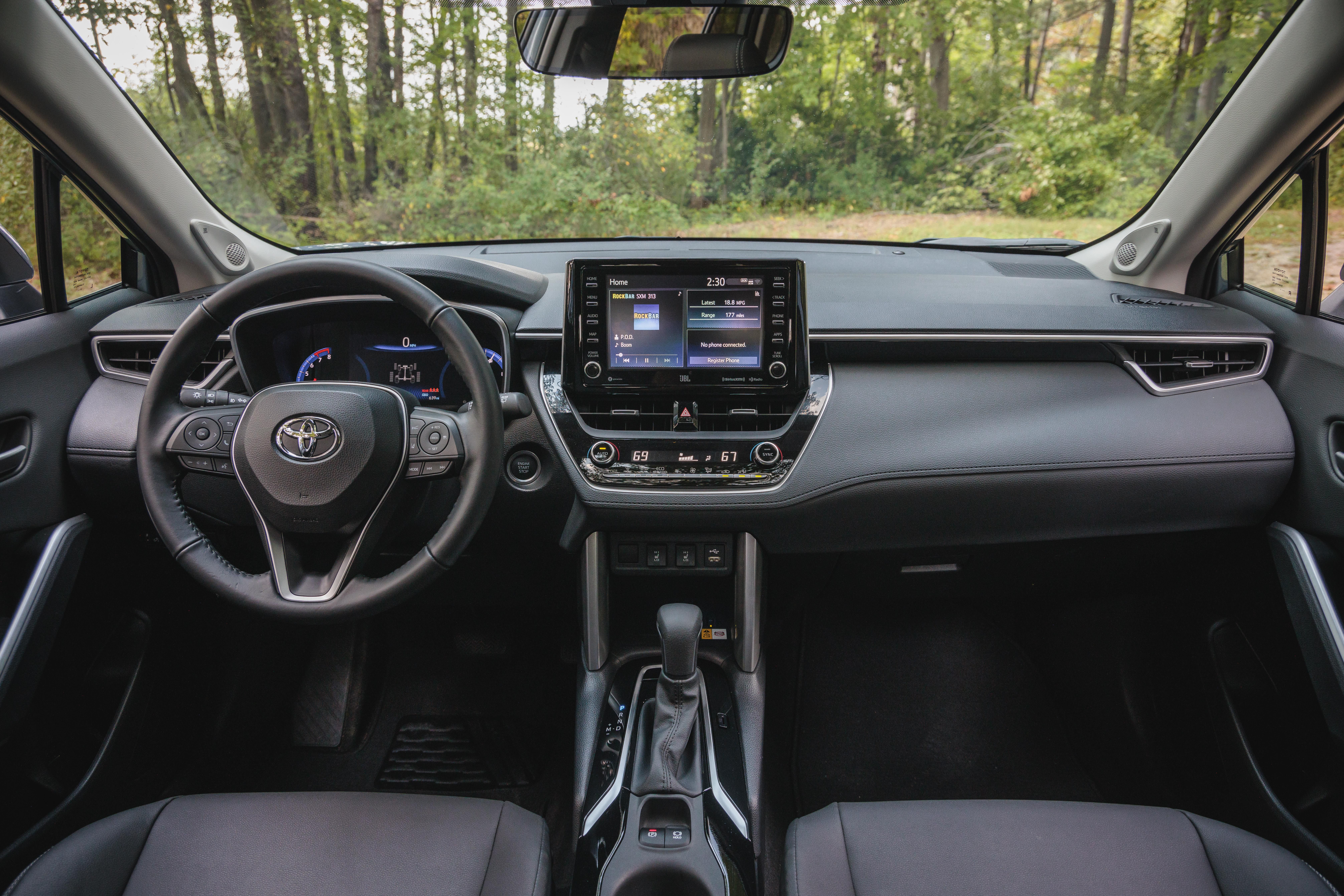 Toyota Corolla Cross 2022 Interior