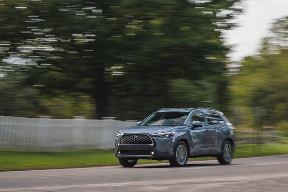 2022 toyota corolla cross xle awd