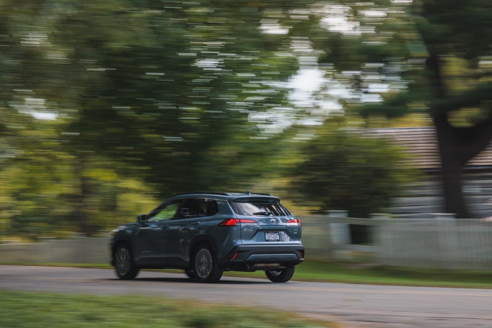 2022 toyota corolla cross xle awd