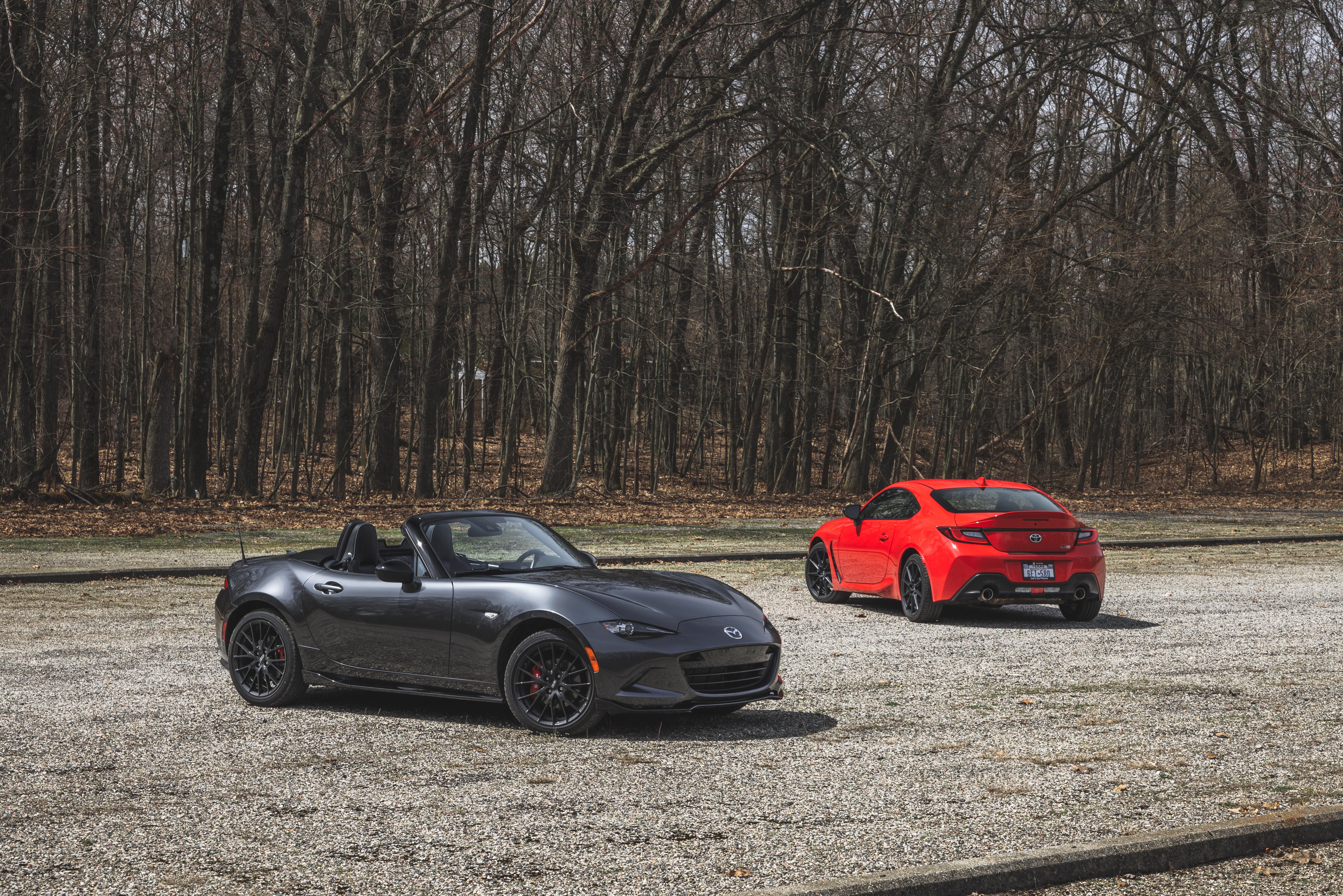 2024 Mazda MX-5 Miata vs. 2024 Toyota GR86 Comparison - Kelley