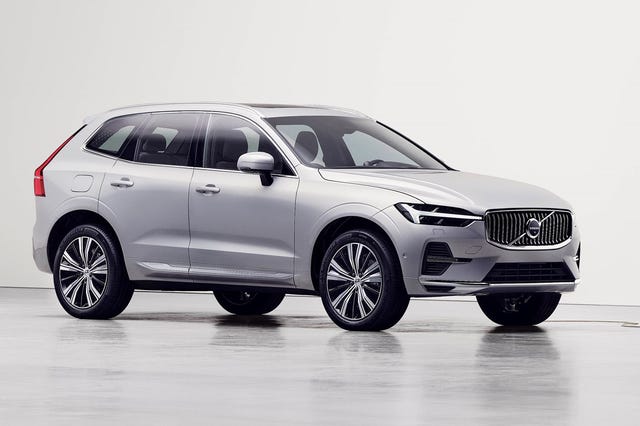 2022 volvo xc60 front