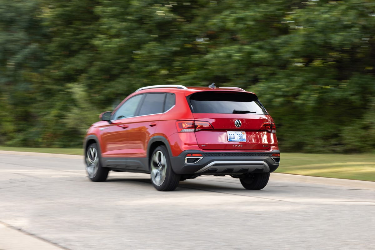 VW T-Roc R specs, 0-60, quarter mile, lap times 