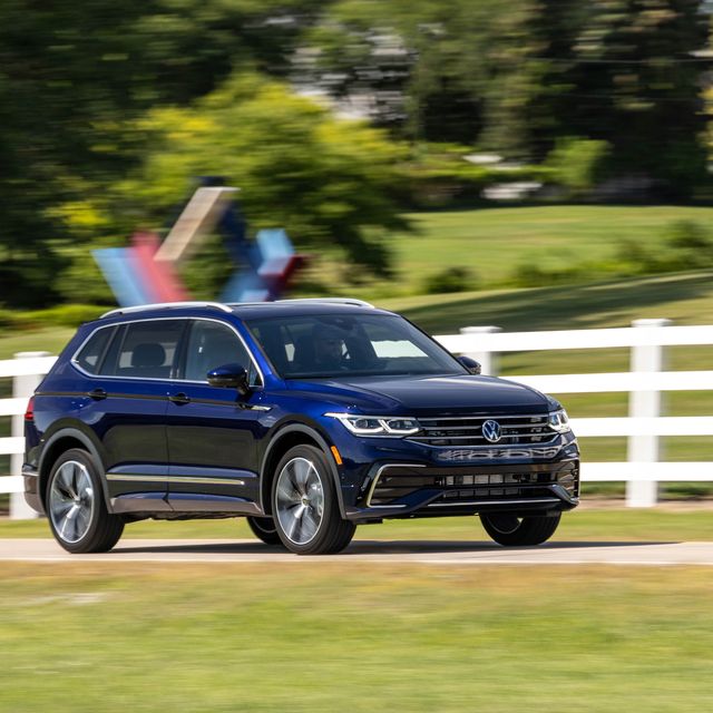 Updated 2022 VW Tiguan Looks Nicer but Performance Stays the Same