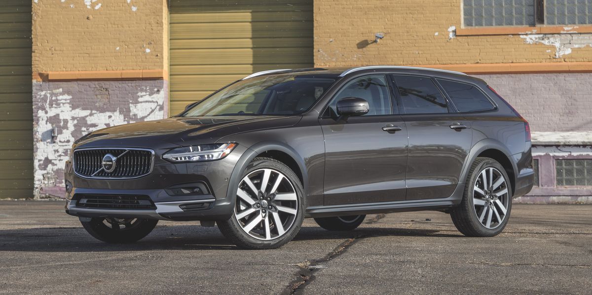 2022 V90 Cross Country Review, and Specs