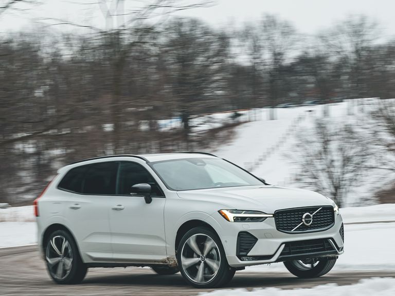 2022 Volvo XC60 Review, Pricing, and Specs
