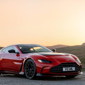 2023 aston martin v12 vantage