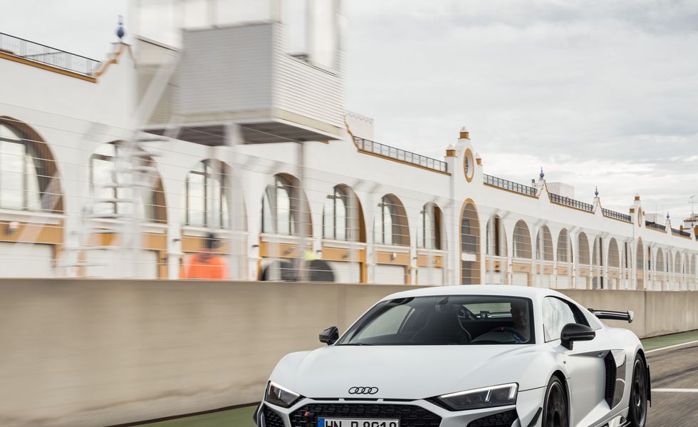 Audi R8 bows out after 2023