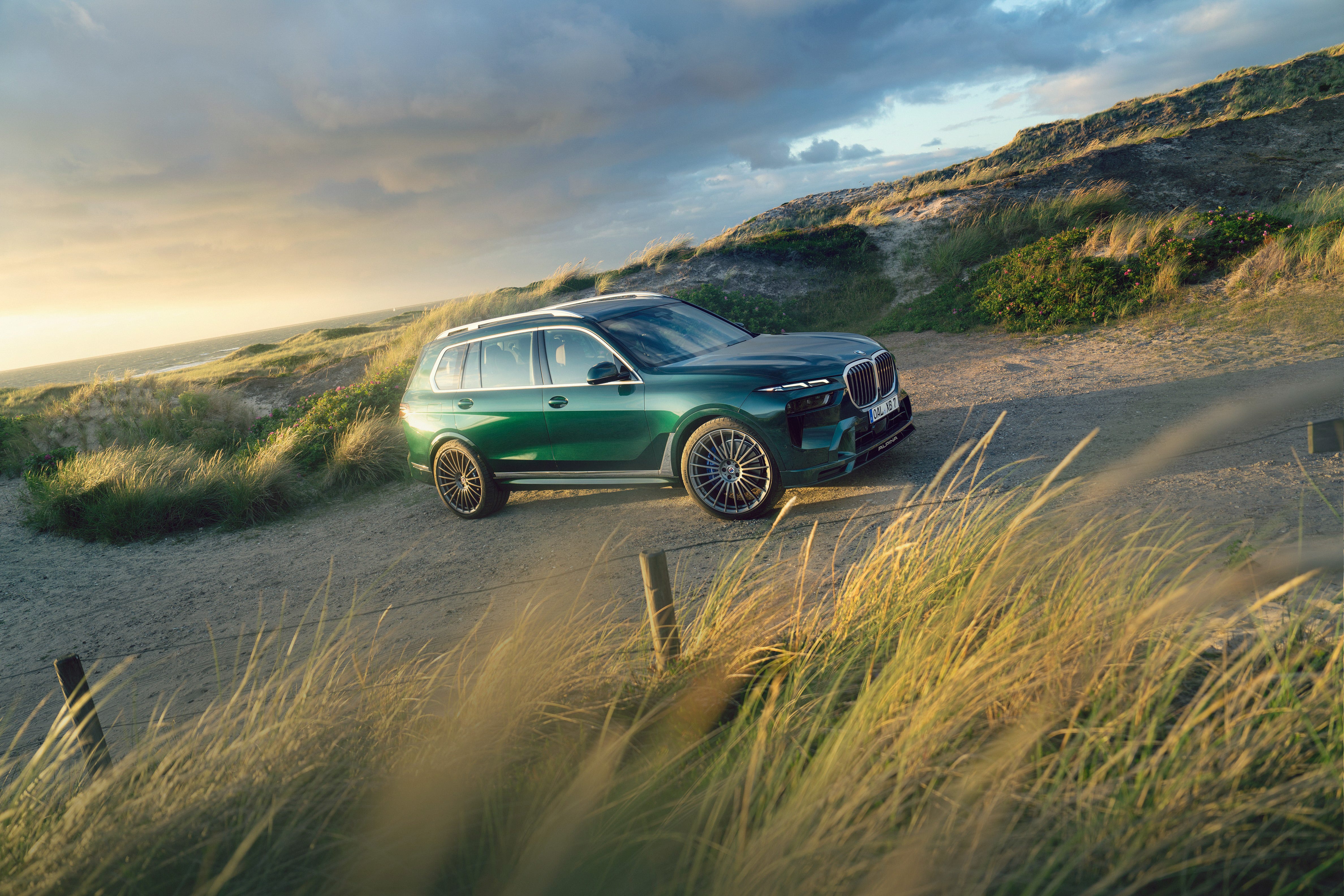 2023 BMW Alpina XB7