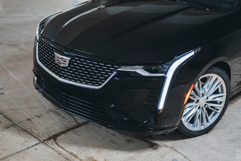 2023 cadillac ct4 350t rwd