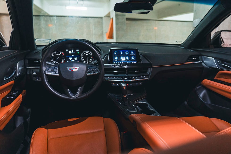 2025 cadillac ct4 350t rwd interior