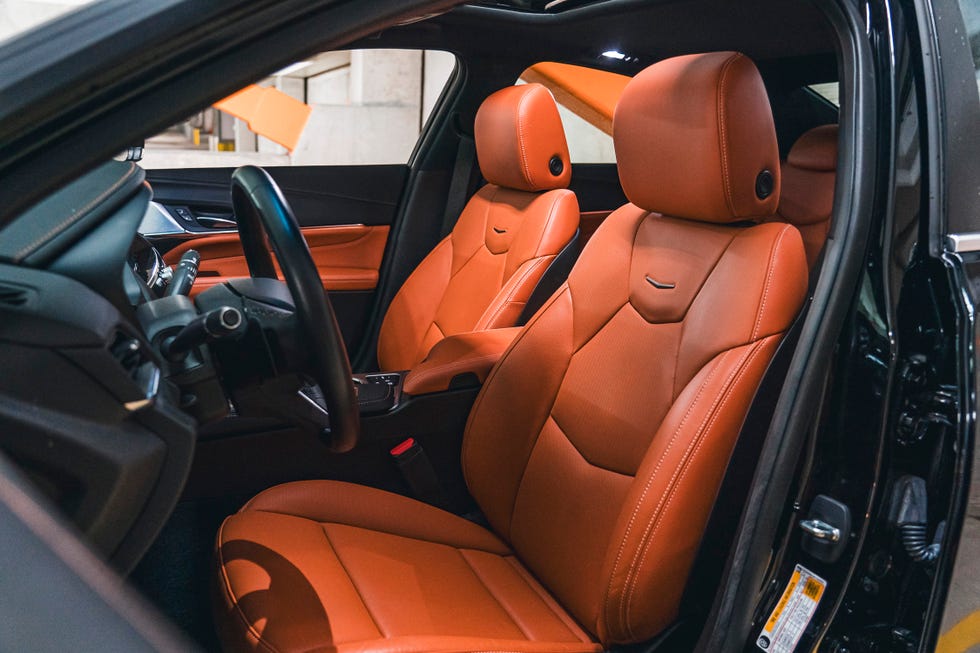 2023 cadillac ct4 350t rwd