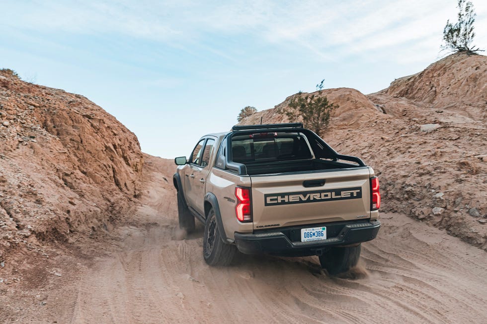 2023 chevrolet colorado zr2