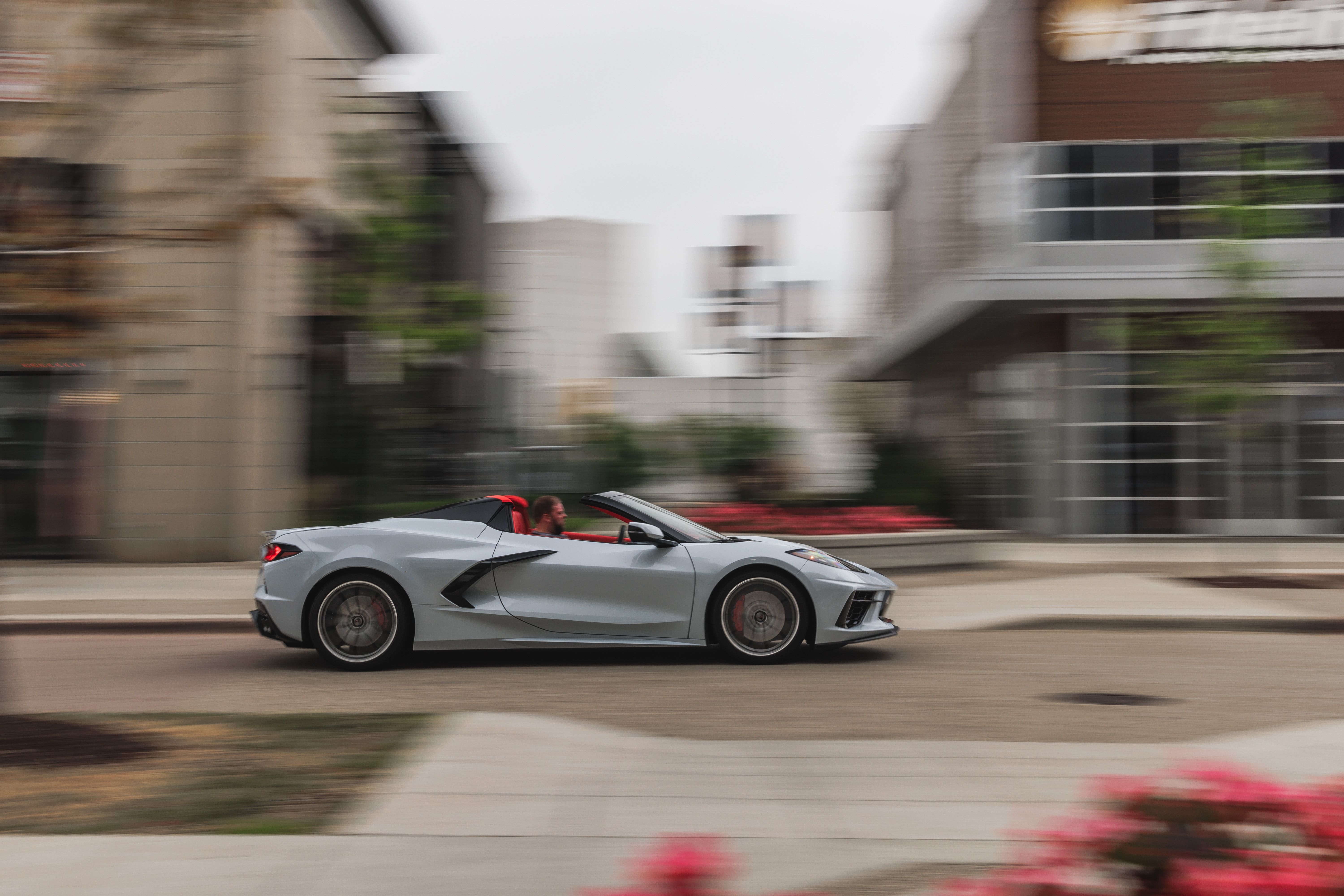 2025 Chevrolet Corvette Stingray's Base Price Remains under $70K