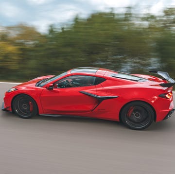 2023 chevrolet corvette z07 driving