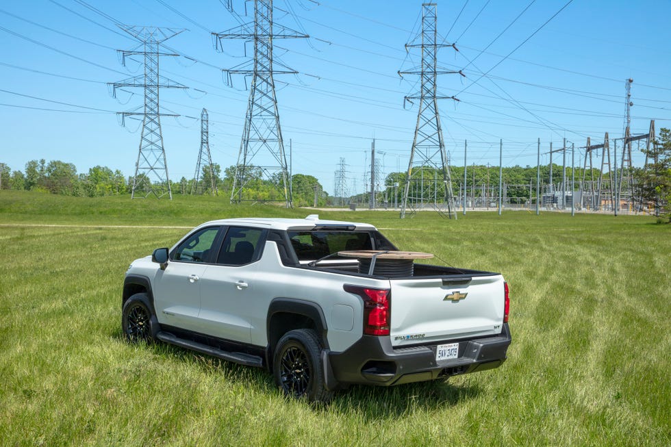 2024 Chevy Silverado EV 4WT Gets to Work