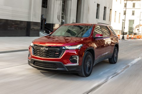 View Photos of the 2023 Chevrolet Traverse RS