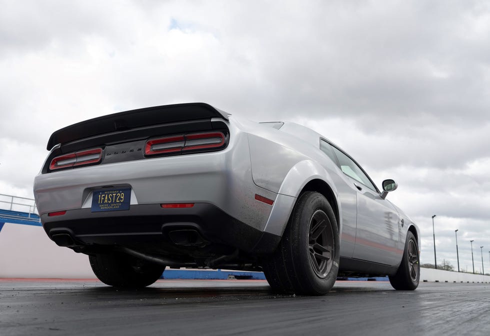 The Most Powerful Muscle Car in The World: 1,025 Horsepower Dodge