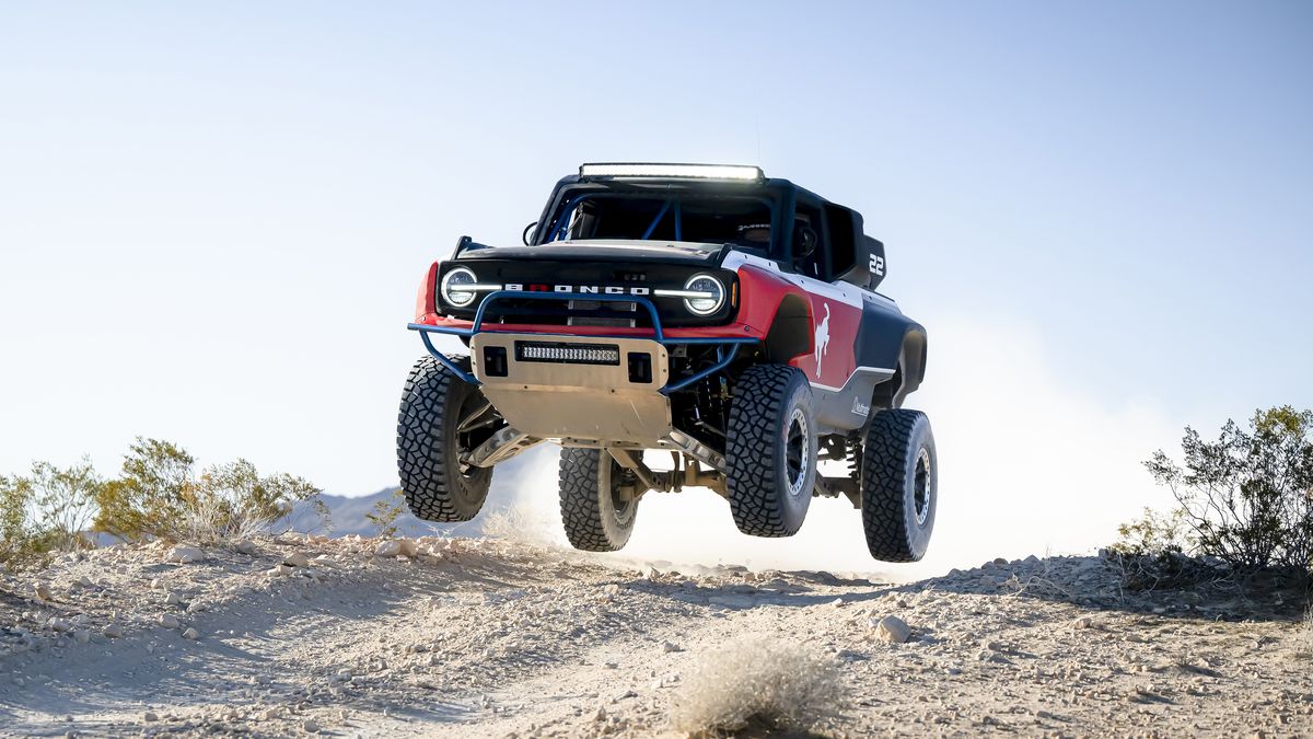 2023 ford bronco dr