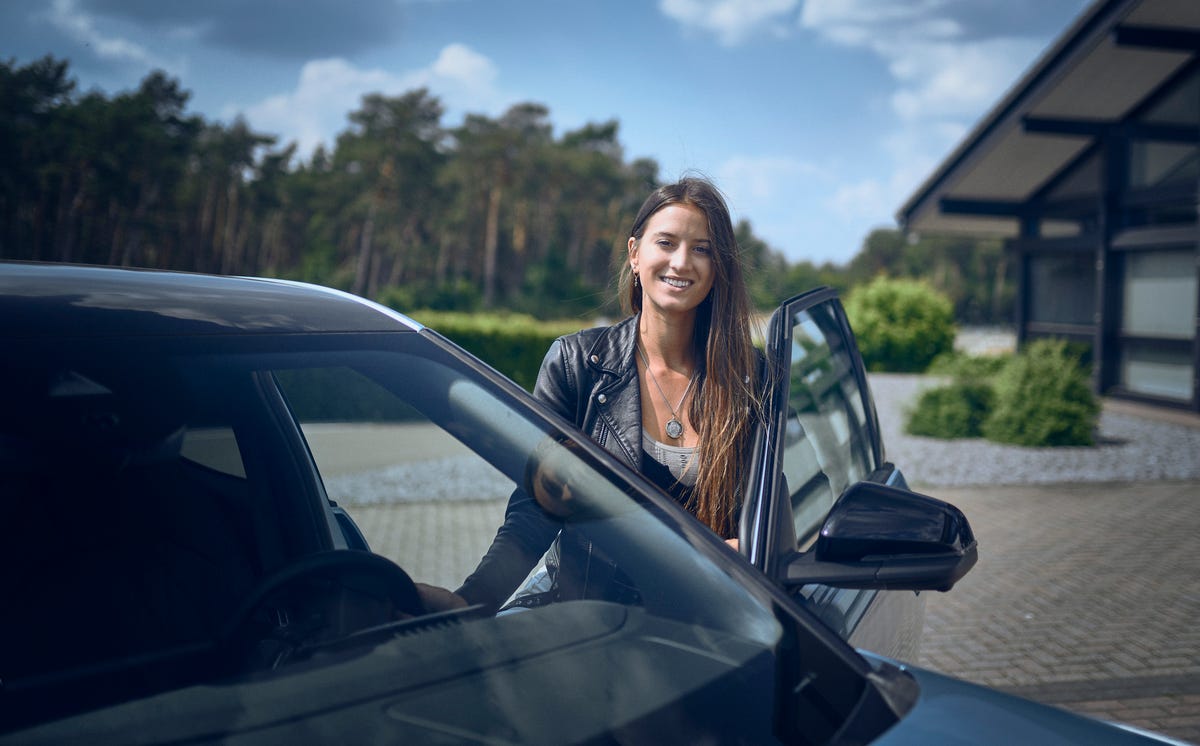 Y si durmieras encima del coche? Llega a España esta nueva tendencia de  viaje