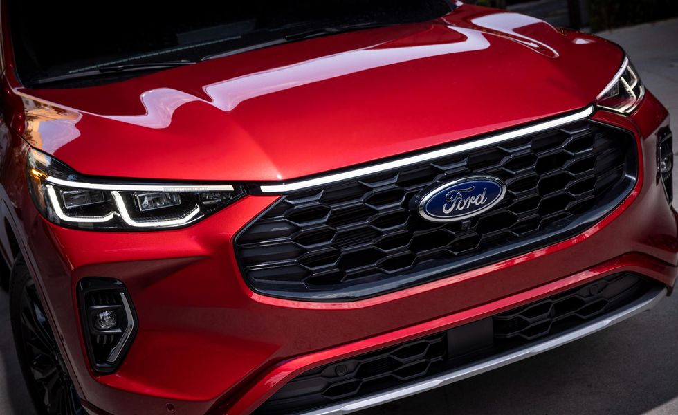  Ford Escape se resplandece con atractivas actualizaciones de diseño