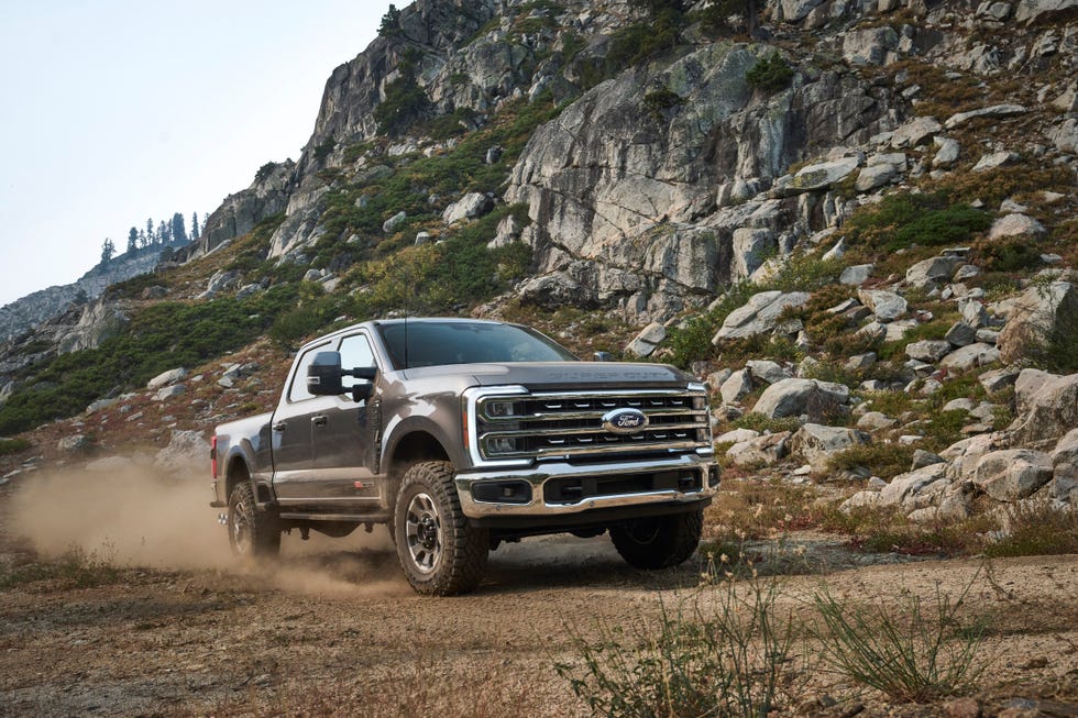 View Photos of the 2023 Ford Super Duty