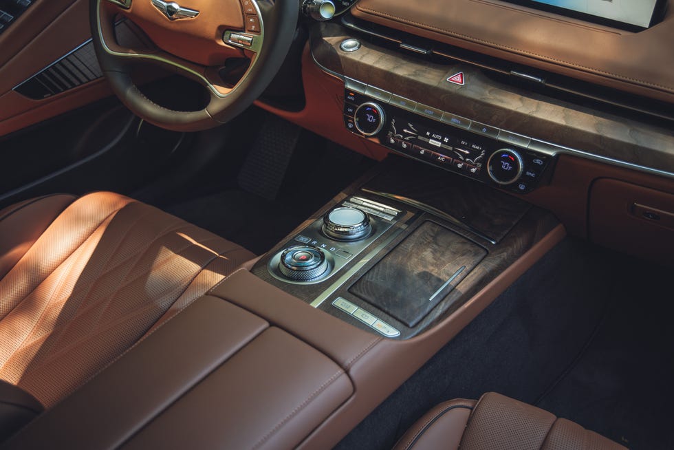 2023 genesis electrified g80