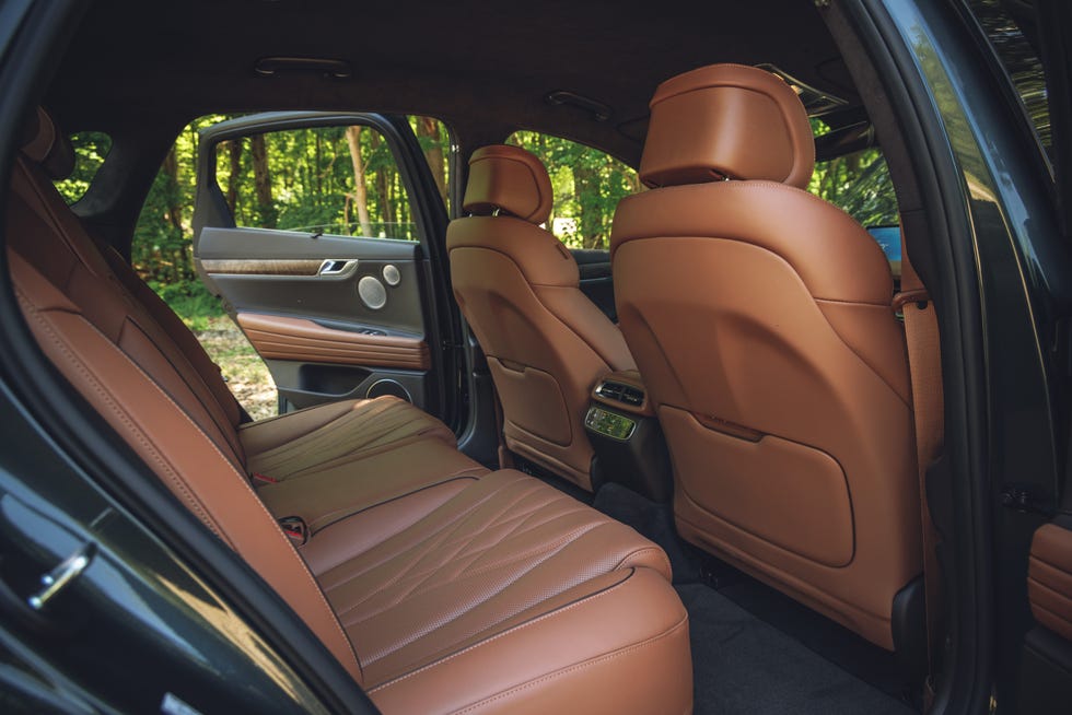 2023 genesis electrified g80