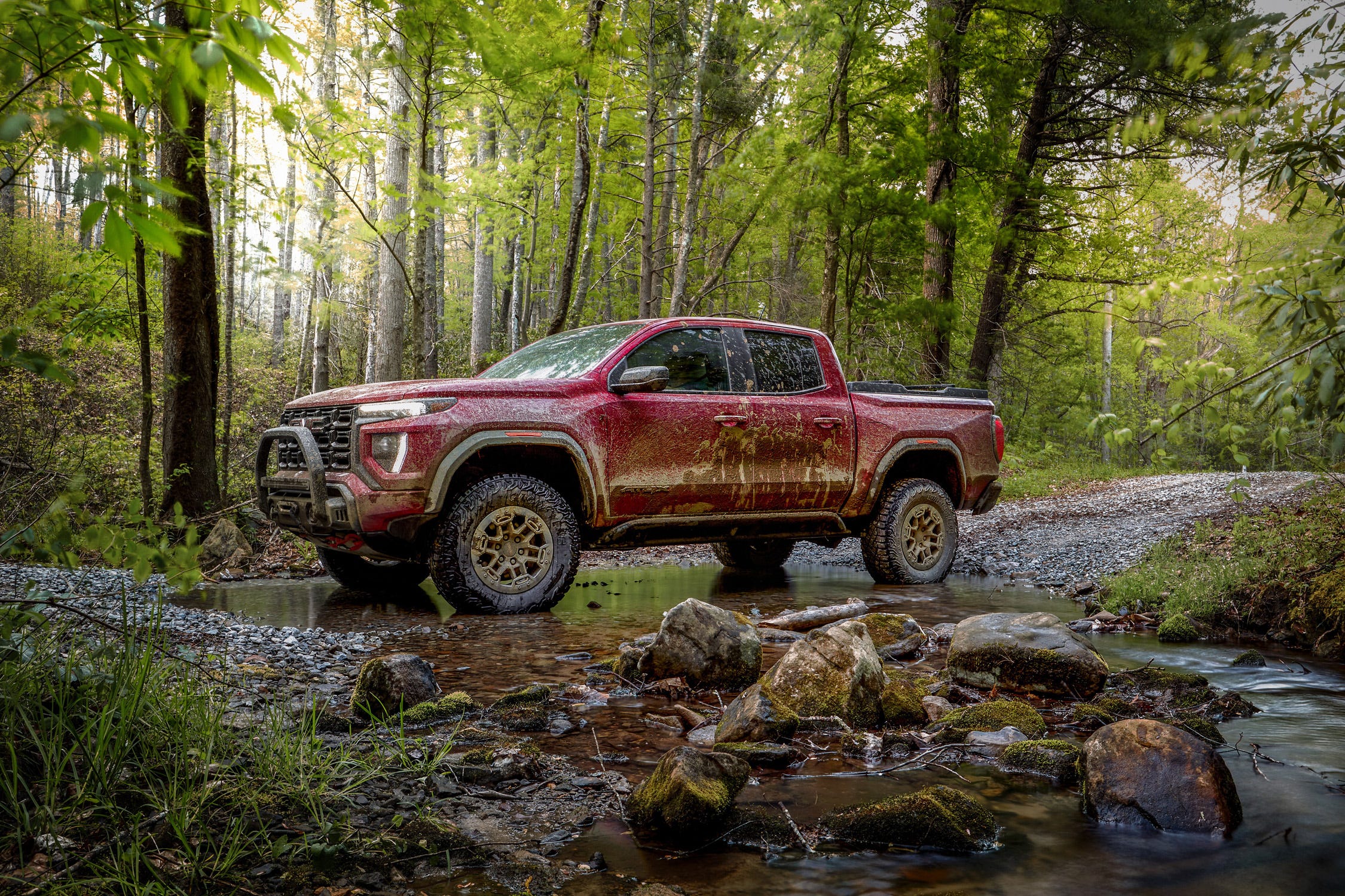 2023 camion gmc negli showroom