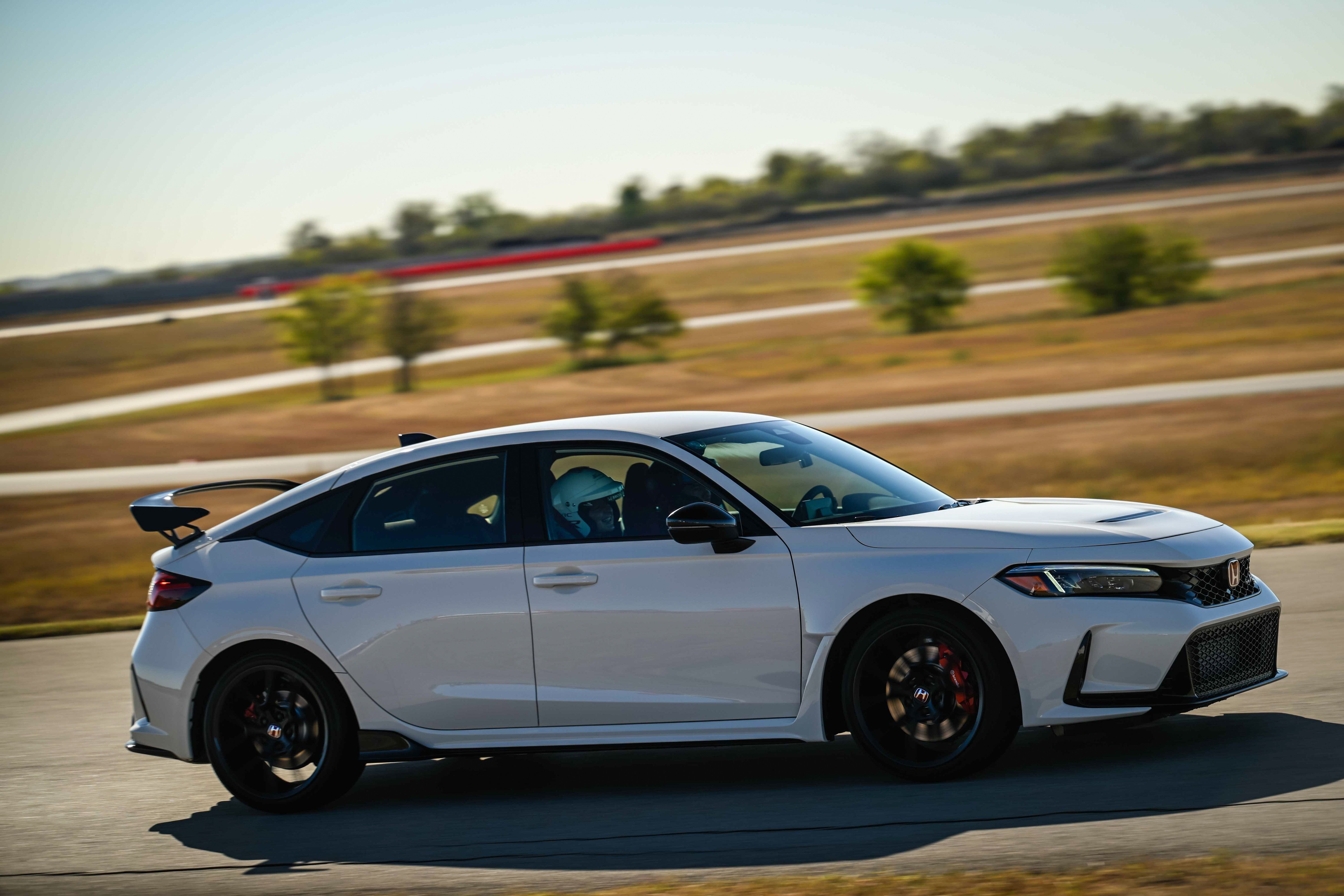 2015 Honda Civic Type R Photos and Info – News – Car and Driver