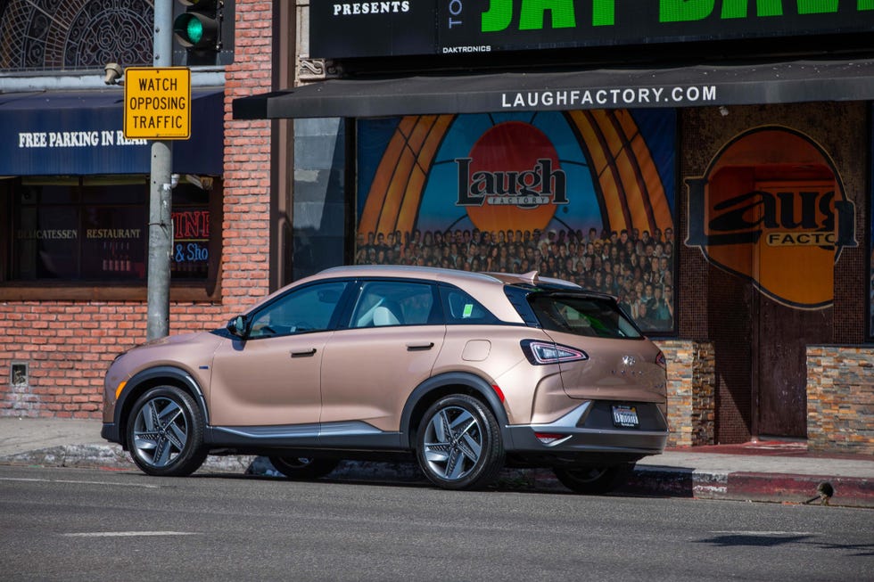 2025 Hyundai Nexo Review, Pricing, and Specs