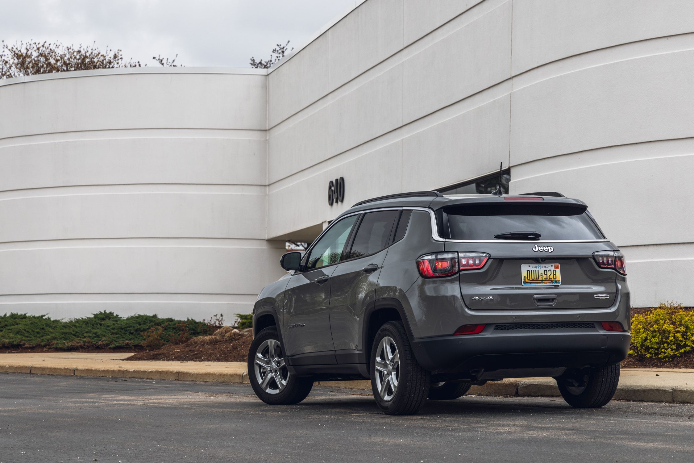 2023 Jeep Compass Is Kinda Surprisingly Competent Offroad