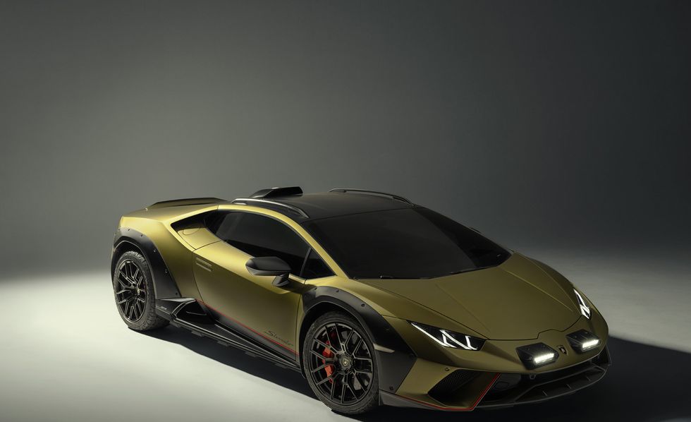 2023 Lamborghini Huracán Sterrato Puts the Supercar in Rally Mode
