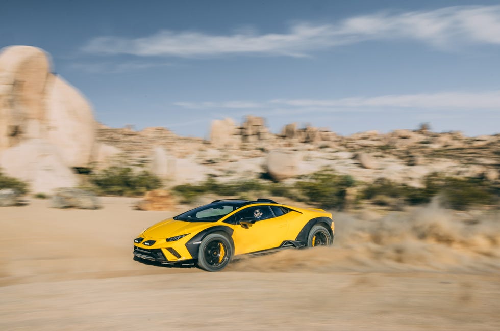 2023-lamborghini-huracan-sterrato134-646