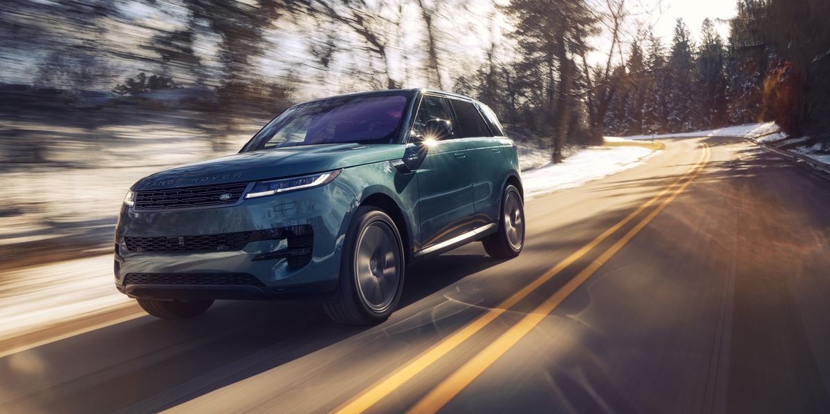 The 2023 Range Rover Sport SE will be more cool than thrilling