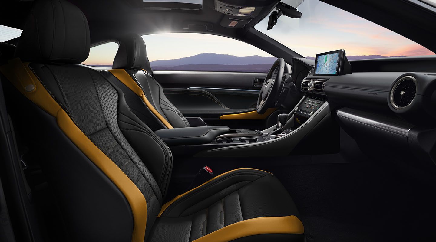 国産　2023年製　最高級　235/40R19 2本　レクサスRC IS カムリ 2023 Lexus RC Review, Pricing, and Specs