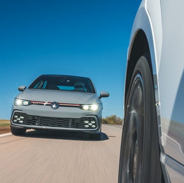 volkswagen golf gti at 2023 lightning lap