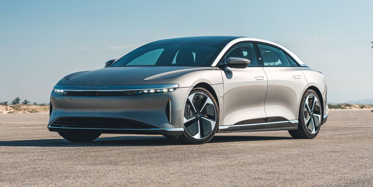 Grønland Rute Tage af 2023 Lucid Air Review, Pricing, and Specs