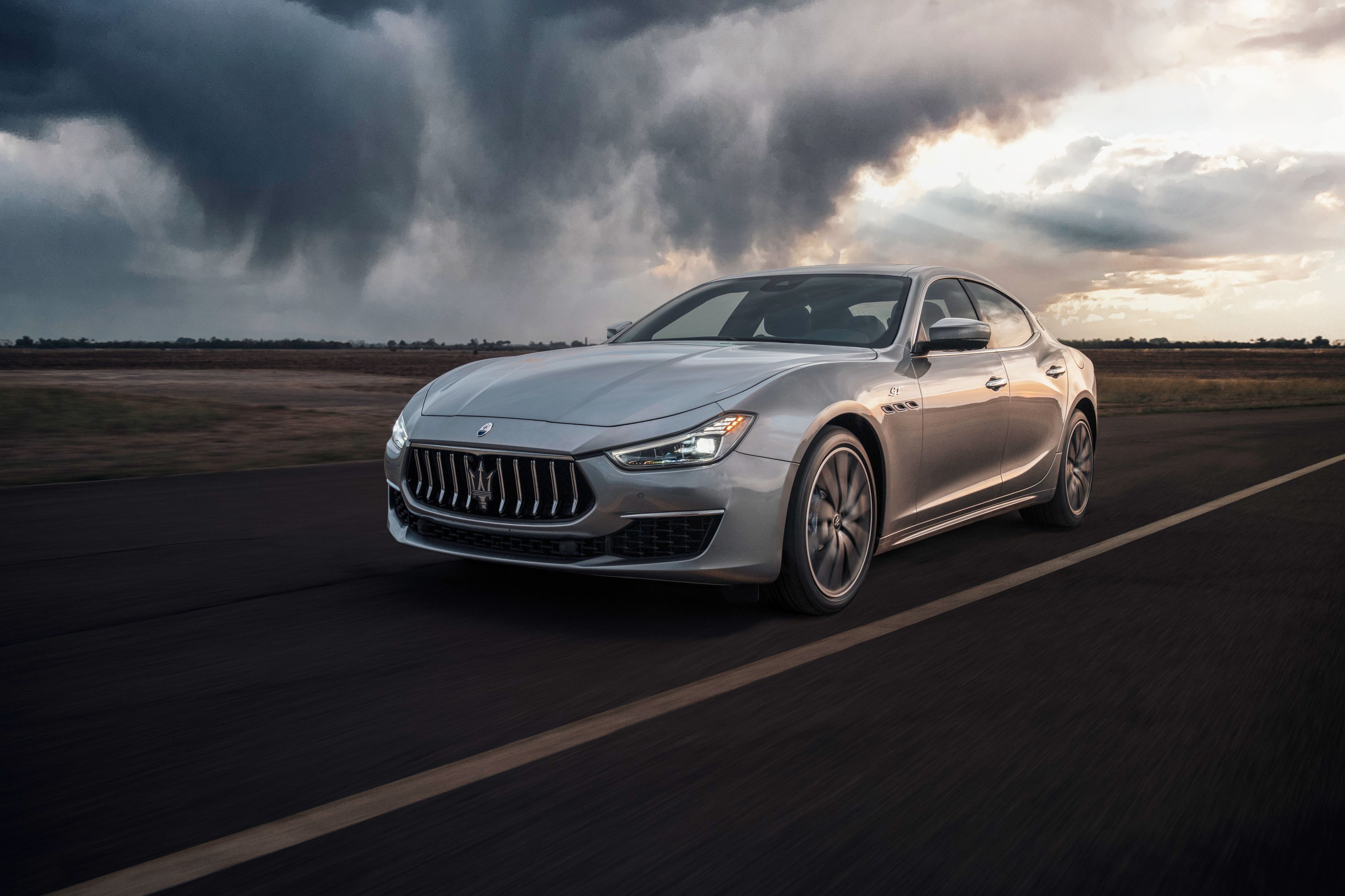 Maserati Levante : Price, Mileage, Images, Specs & Reviews