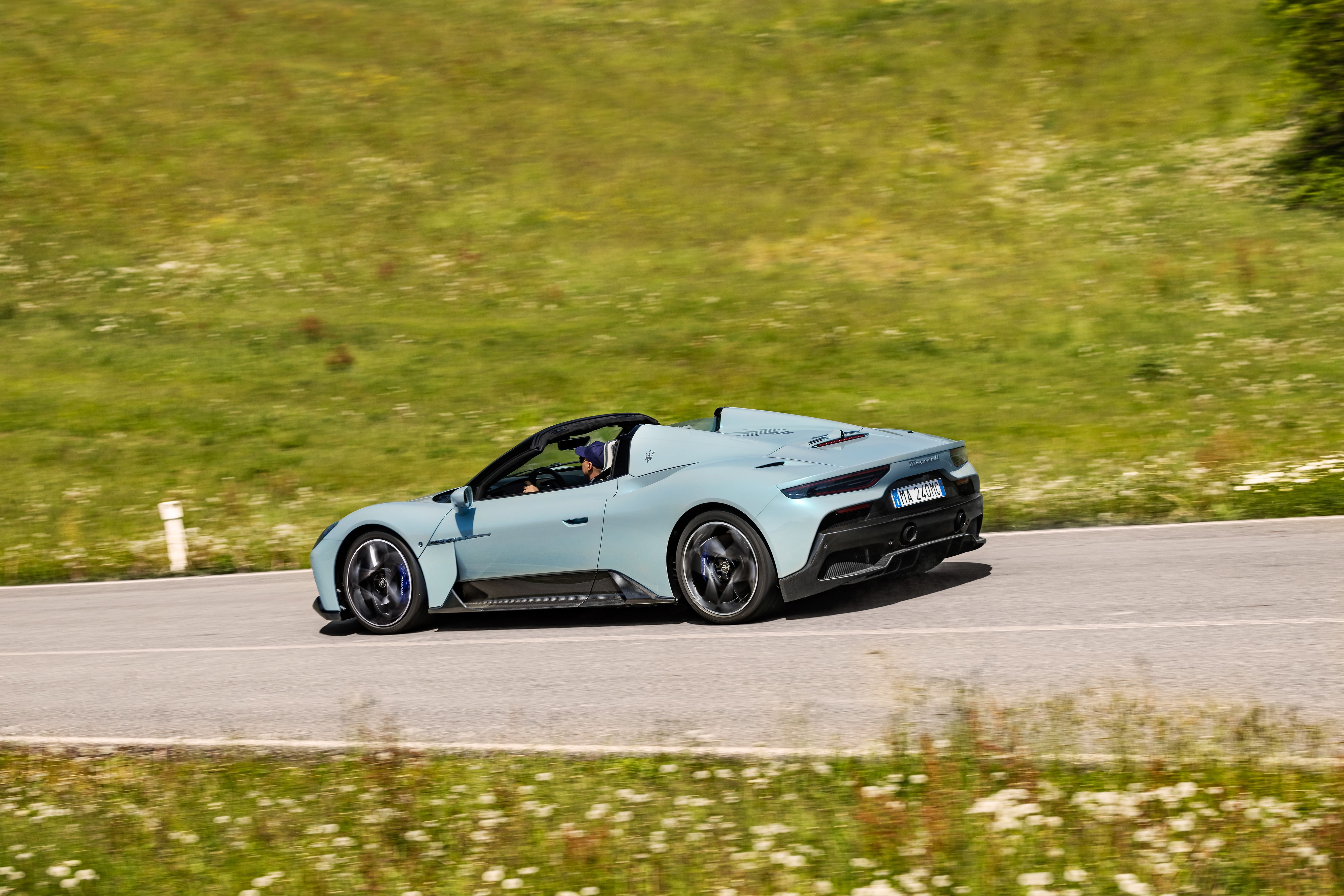 2023 Maserati MC20 Cielo Is a Drop-Dead-Gorgeous 621-HP Droptop