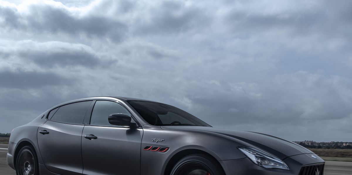 2023 Maserati Quattroporte Review, Pricing, and Specs