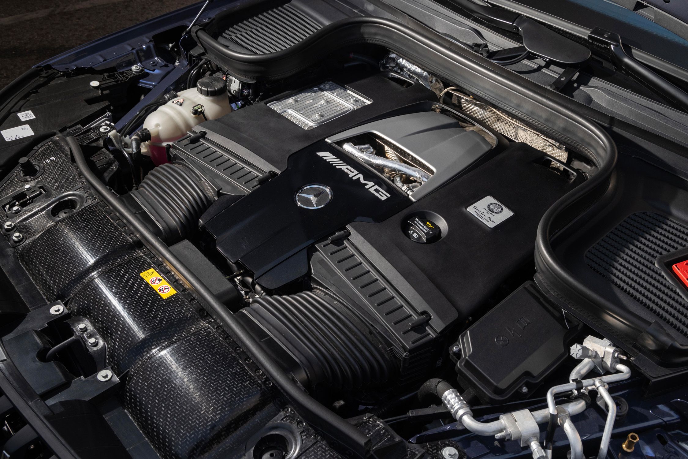 image of "Mercedes-AMG Is Cooking Up a New-Generation V-8 Powertrain"