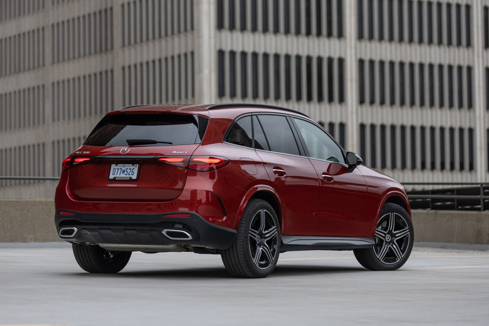 2025 Mercedes Benz GLC300 rear