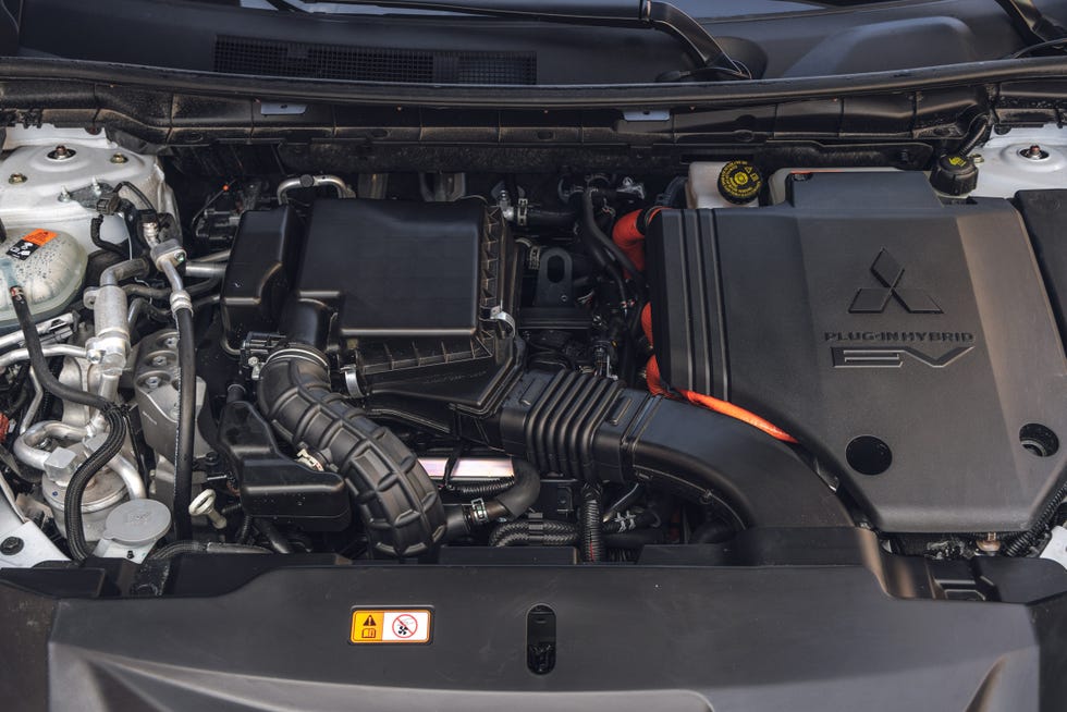 2023 mitsubishi outlander phev